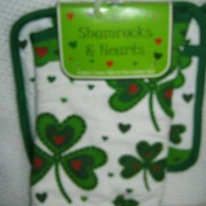 Clara Ireland Shamrocks & Hearts Cotton Oven Mitt & Pot Holder Set